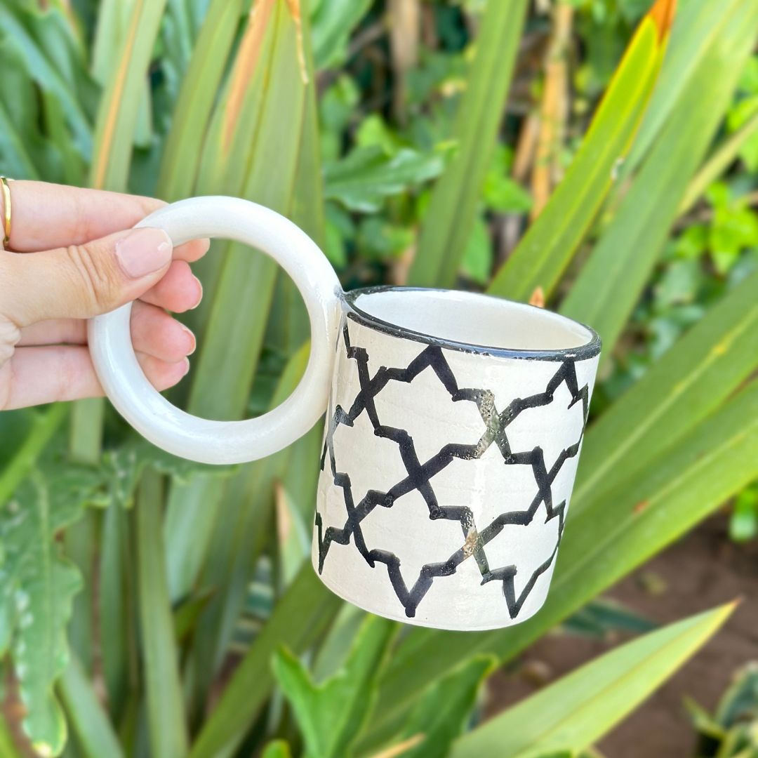 "Handmade & Hand-Painted Ceramic Mugs – Microwave & Dishwasher Safe"