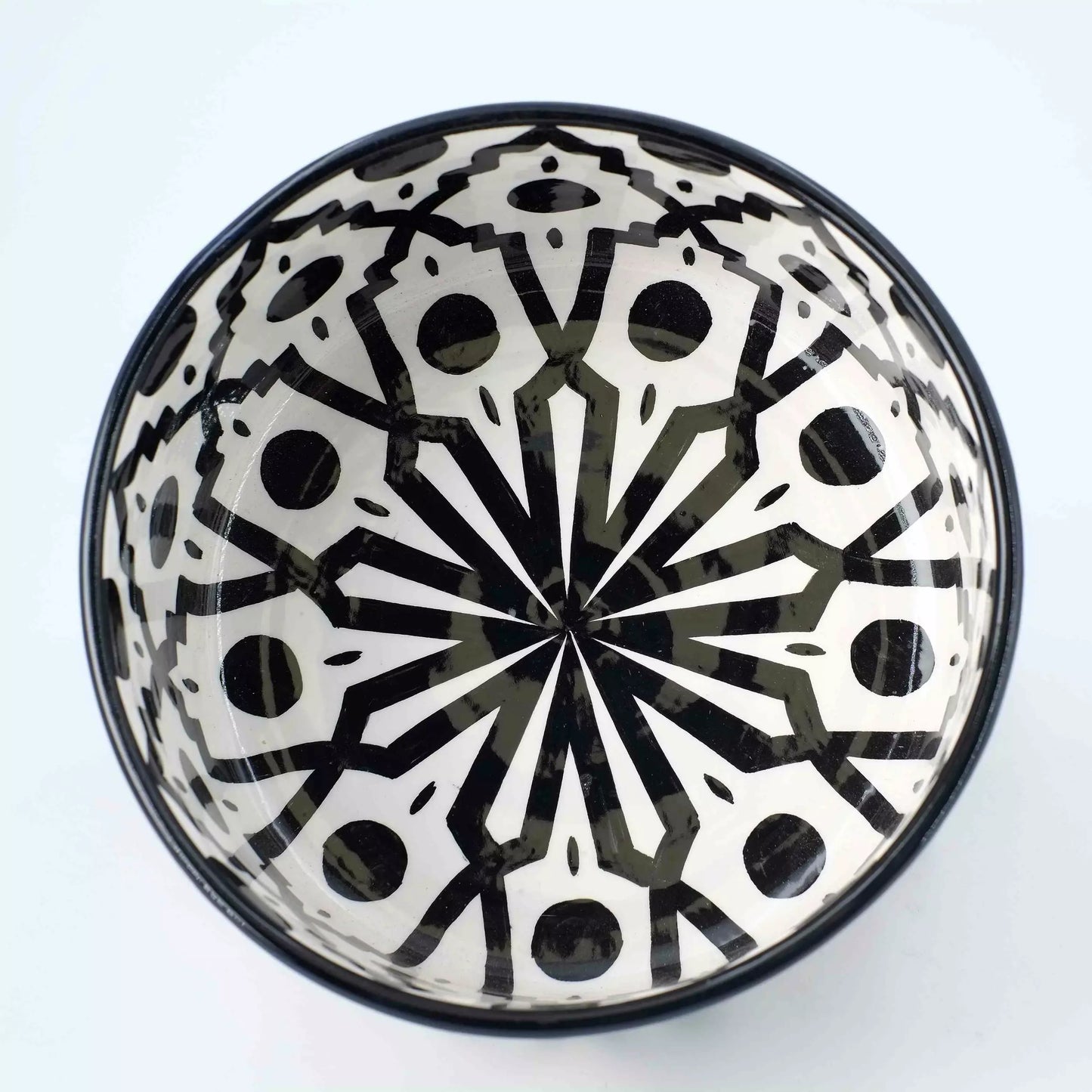 ceramic salad bowl White and black from Fez - Morocco - 4 different sized solid bowls