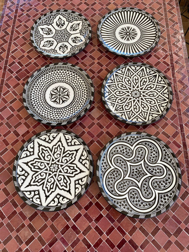 6 dinner plates Black and white dinner set ,handmade and hand painted .