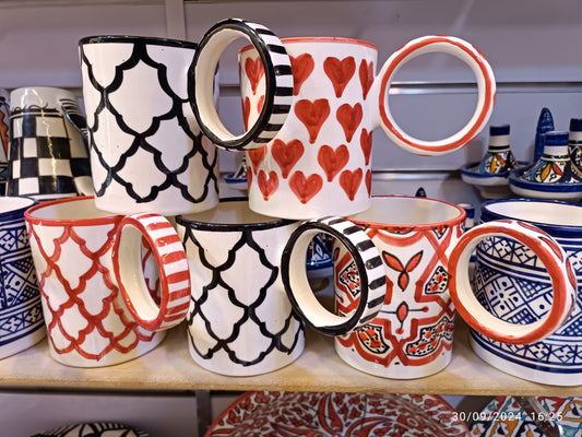 "Handmade & Hand-Painted Ceramic Mugs – Microwave & Dishwasher Safe"