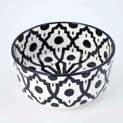 ceramic salad bowl White and black from Fez - Morocco - 4 different sized solid bowls