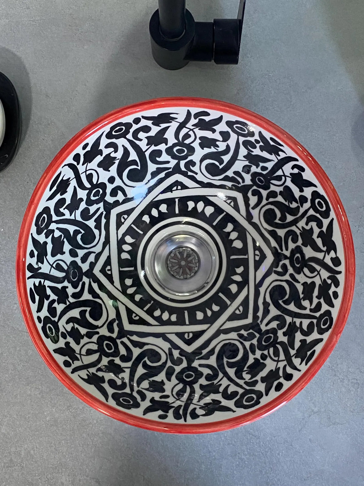 Hand-Painted Moroccan Ceramic Sink – Black & White Floral Design with Red Rim