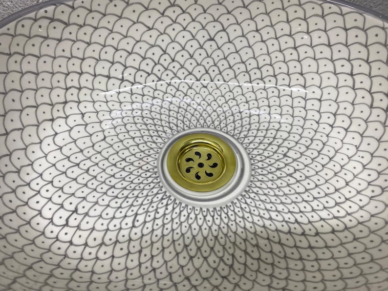 Moroccan Ceramic Vessel Sink – Green & Black & Gray Fish Scale Design